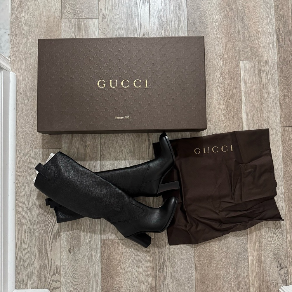 GUCCI Black Leather Knee-High Boots